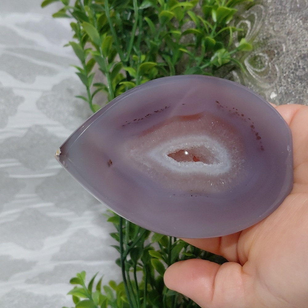Agate Geode Teardrop Decor